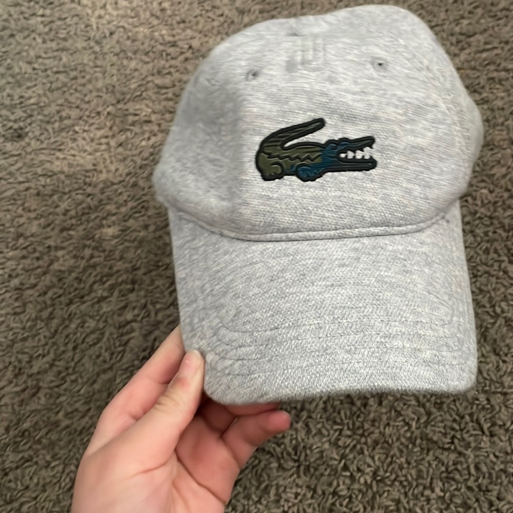 Lacoste hat